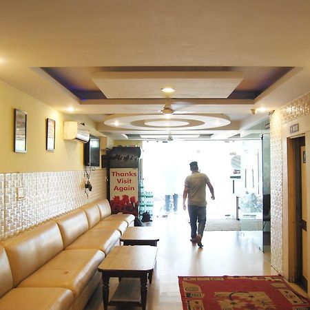 Hotel Kk Residency Chandīgarh Exterior foto